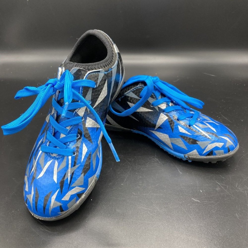 Tiebao Sports Shoes Kids Size US  12.5 Athletic Shoes
